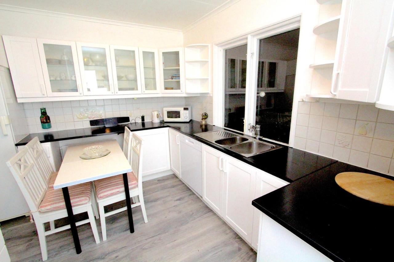 Tallkrogen Romantic House - Upper Or Lower Apartment Stockholm Kültér fotó