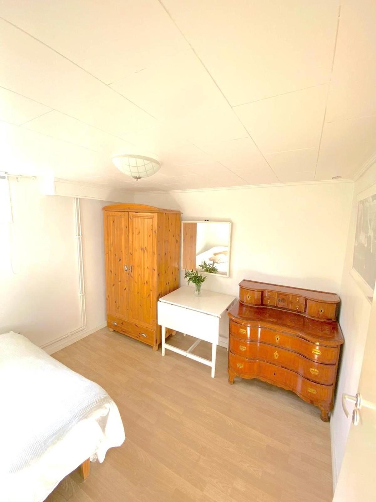Tallkrogen Romantic House - Upper Or Lower Apartment Stockholm Kültér fotó