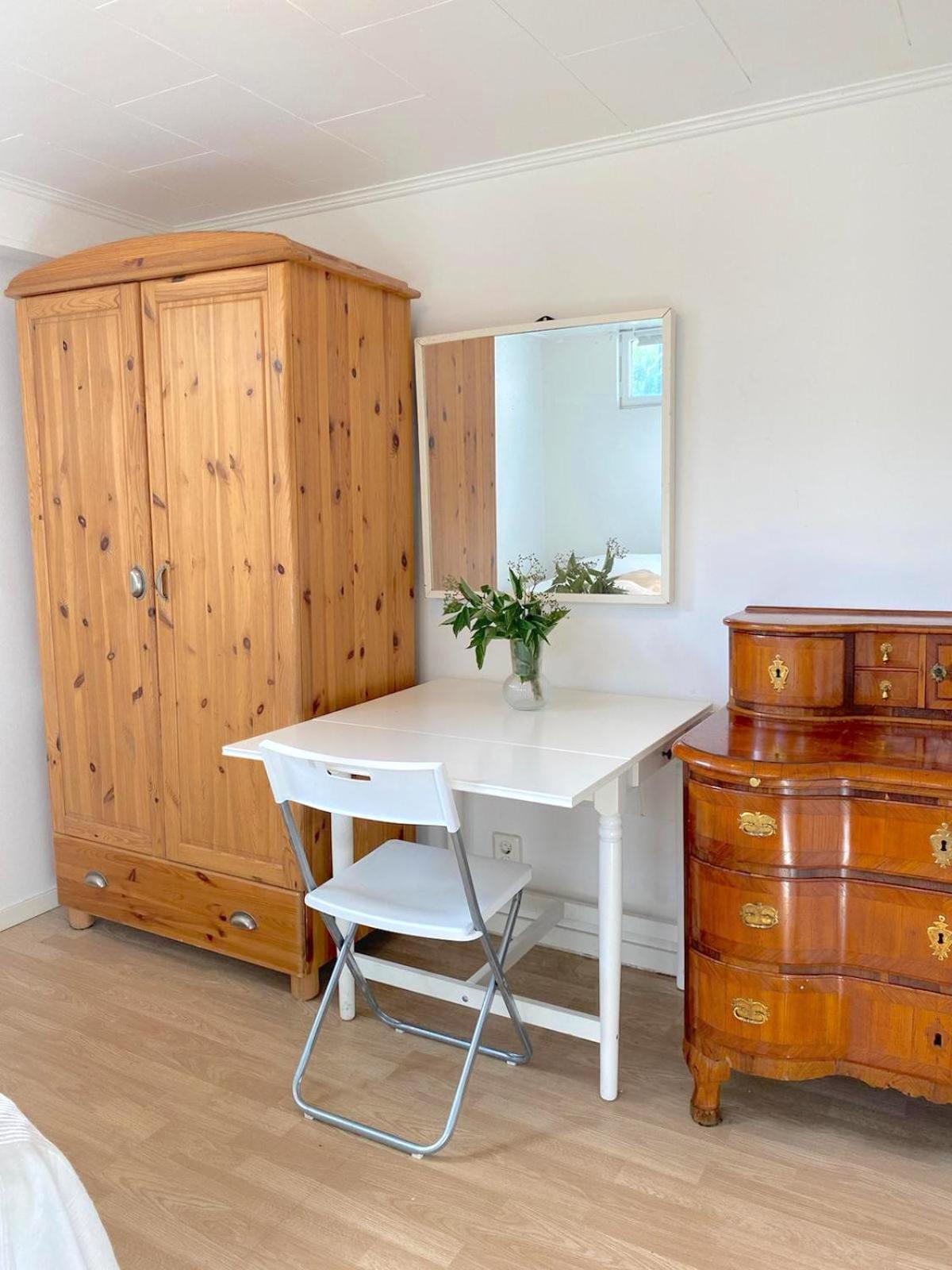 Tallkrogen Romantic House - Upper Or Lower Apartment Stockholm Kültér fotó